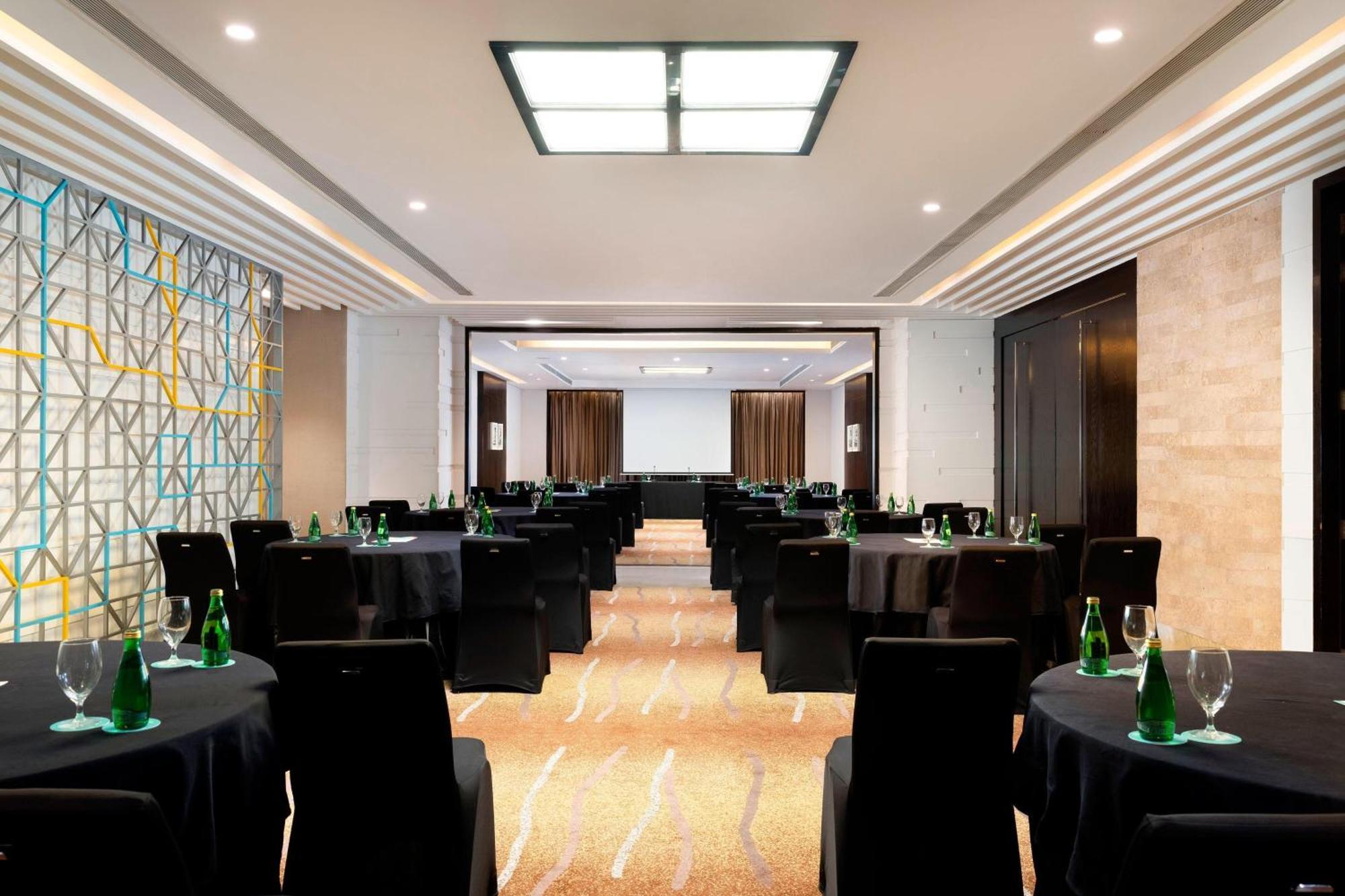 Le Meridien Дакка Экстерьер фото